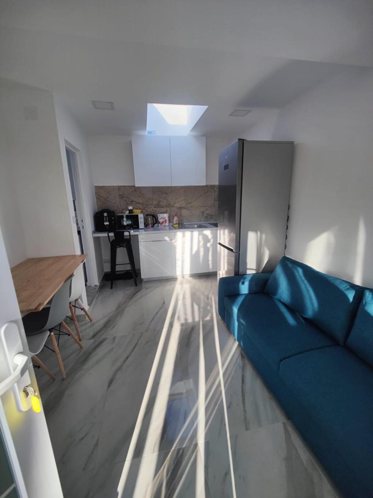 Luxus Cluj Airport Apartments Ngoại thất bức ảnh